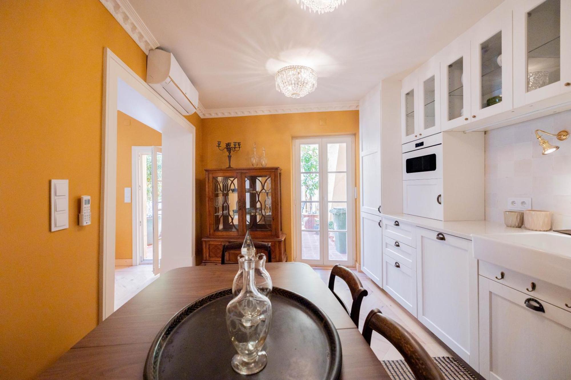 Modern Belle Epoque Apartment Lissabon